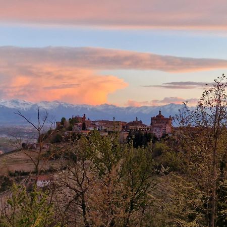 Mister Barolo Apartments Langhe Novello Kültér fotó